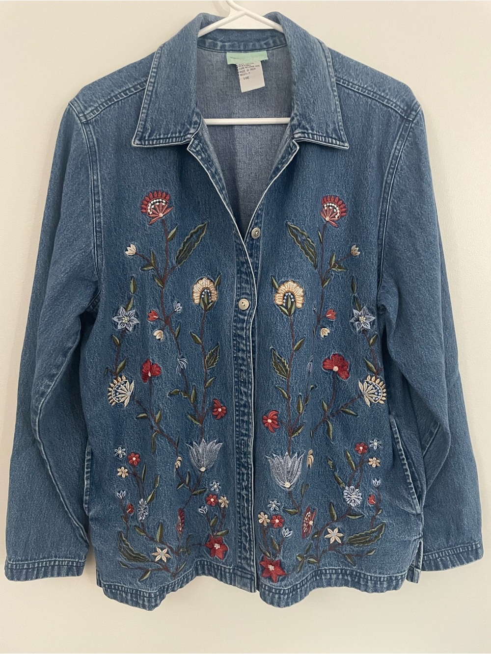 220 Hickory Embroidered Floral Denim Jacket Vtg Size LGE Button Up with Pockets